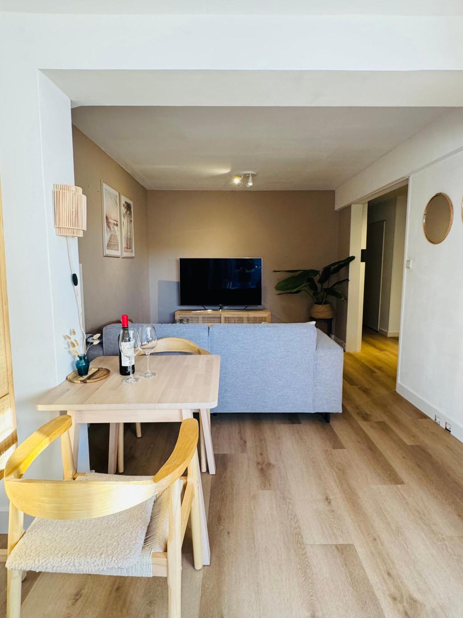 Ferienwohnung Hello Noordwijk - Souterrain Hoogwakersbosstraat 6 Exterior foto