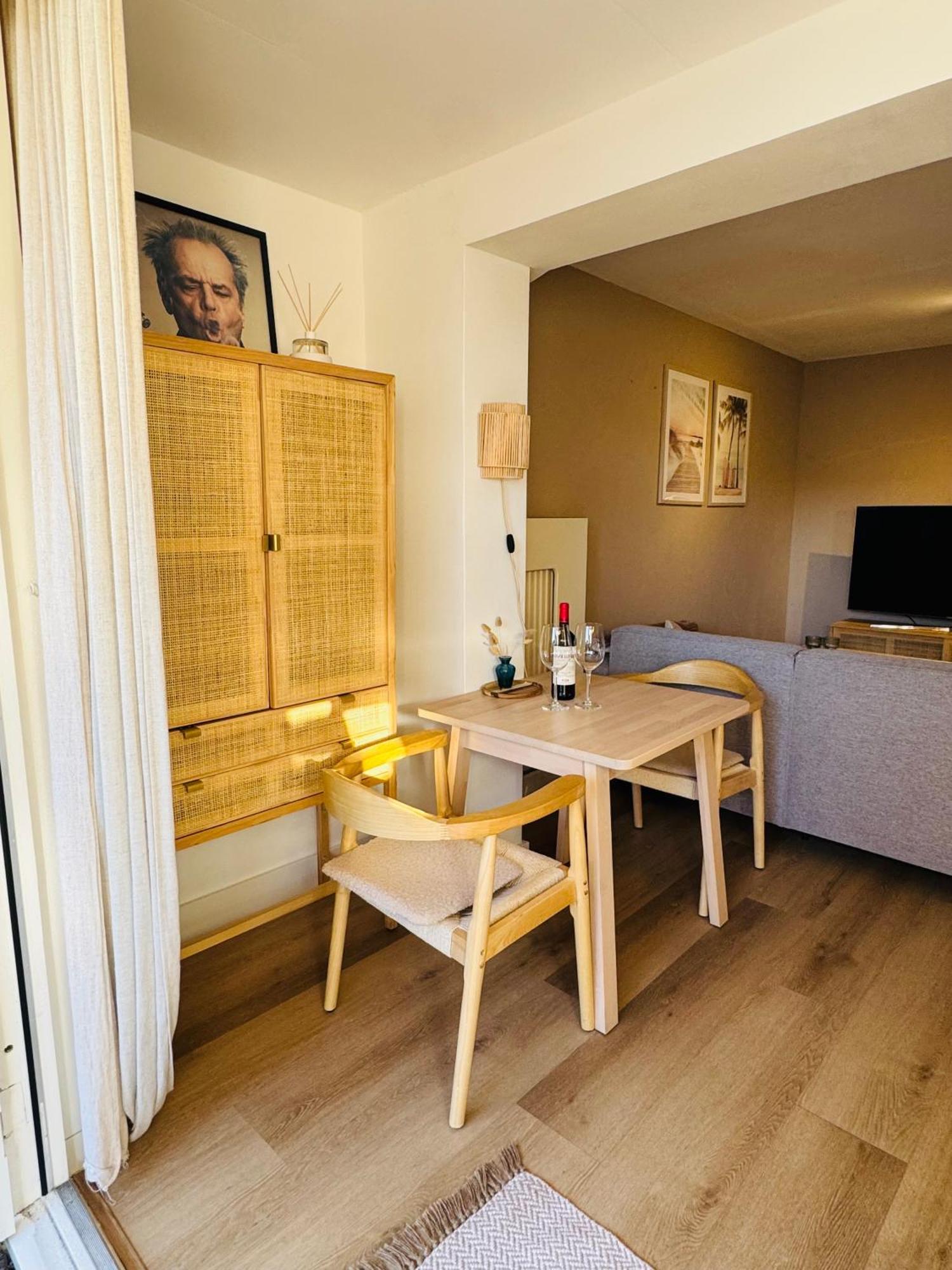 Ferienwohnung Hello Noordwijk - Souterrain Hoogwakersbosstraat 6 Exterior foto