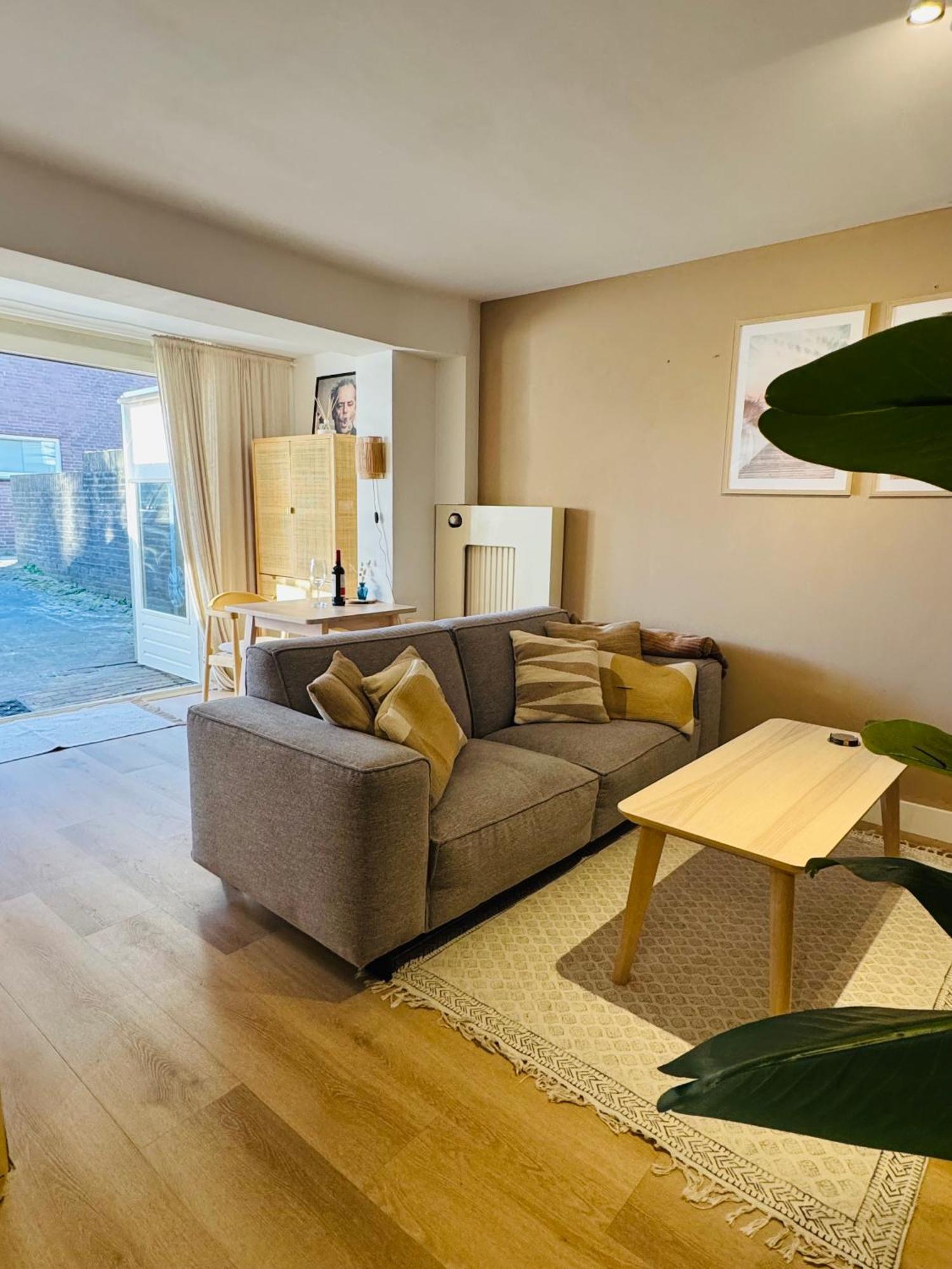 Ferienwohnung Hello Noordwijk - Souterrain Hoogwakersbosstraat 6 Exterior foto